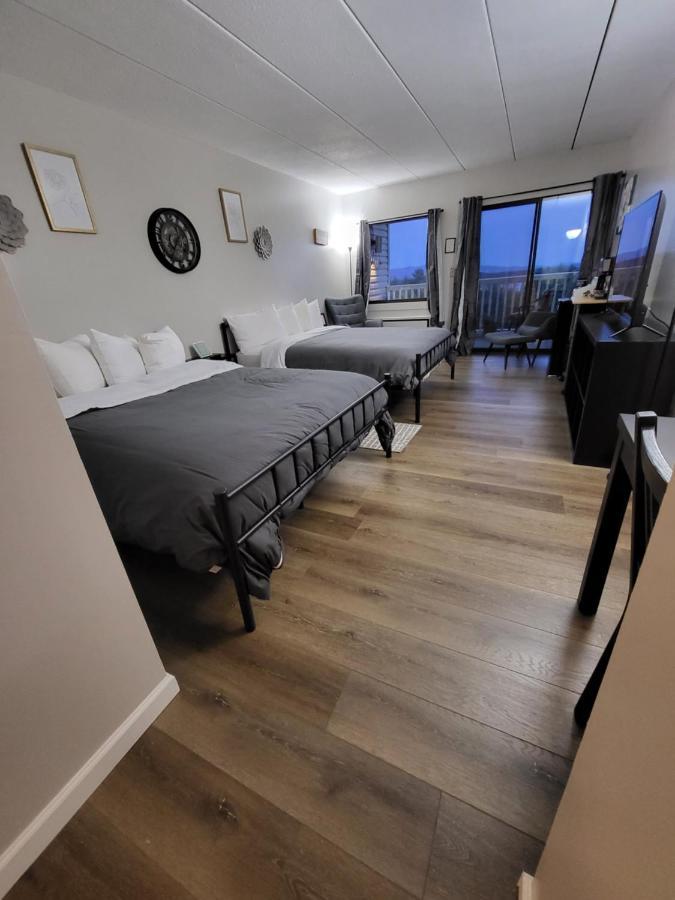 Cedar Lodge Room W/ Lake Views! Laconia Buitenkant foto